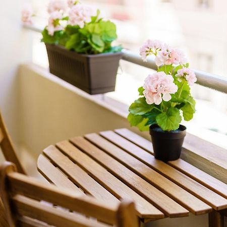 Atena Rooms Cagliari Bagian luar foto