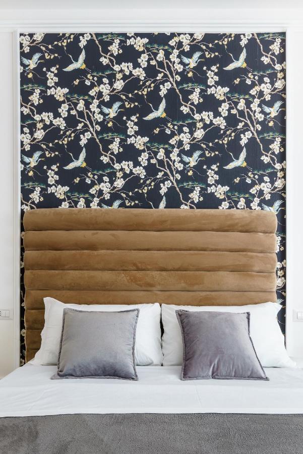 Atena Rooms Cagliari Bagian luar foto